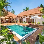 Villa Makasih